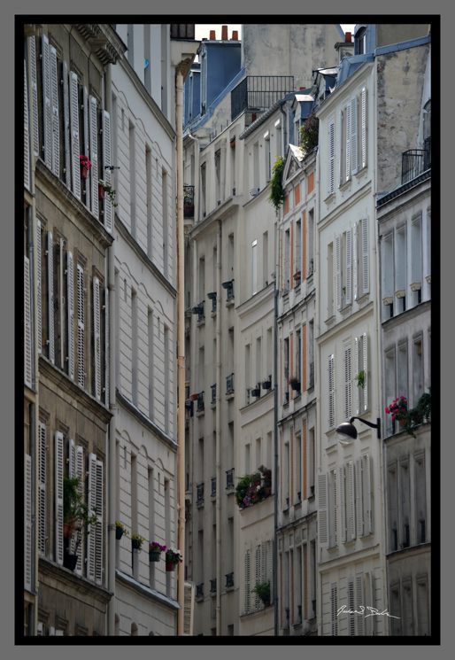 monmartre Montmartre in Paris France
