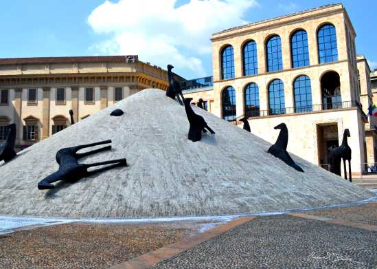 Milan Horses Sculpture